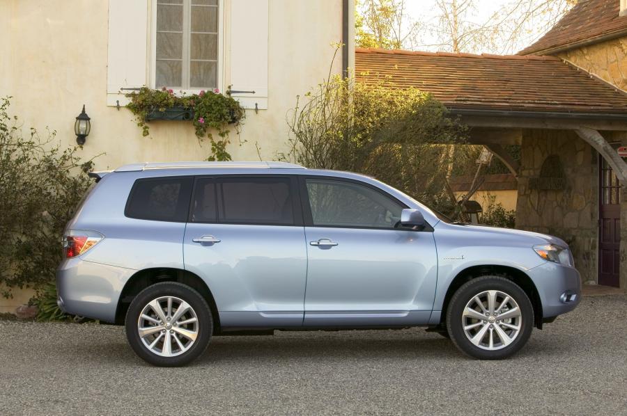  Toyota Highlander Hybrid 2008 года  (фото 37 из 42)
